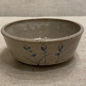 Studio pottery ceramic art plate/bowl signed by artist.